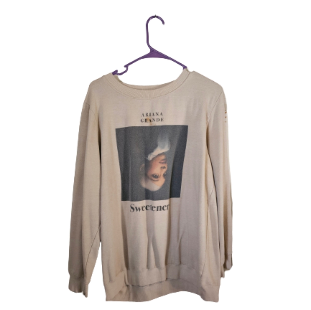 Adriana Grande‎ XXL Sweater